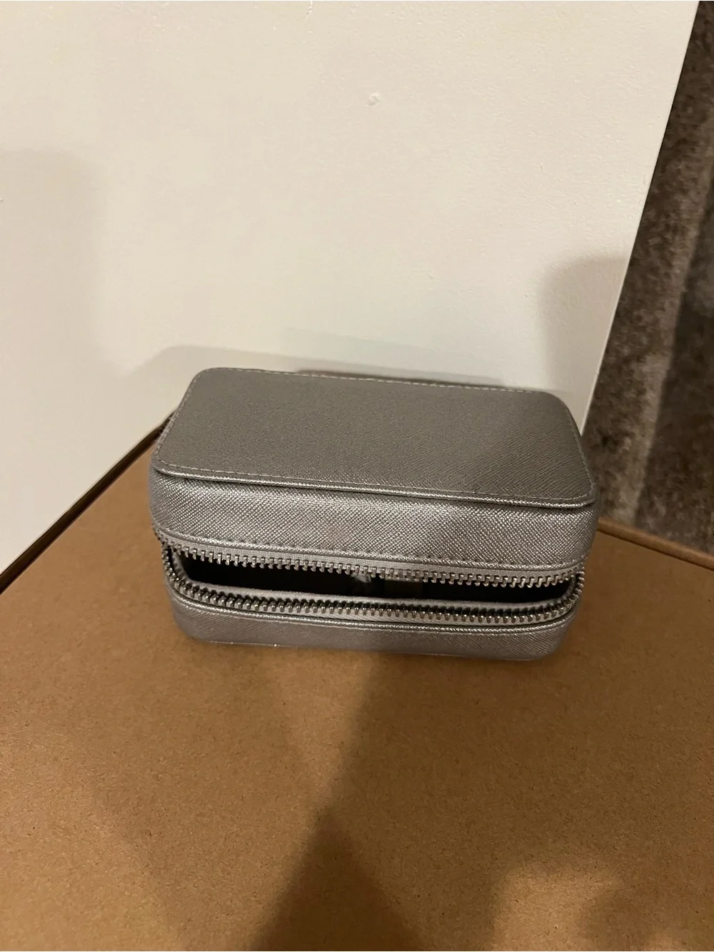 Trish McEvoy Cosmetic/Jewelry Case
